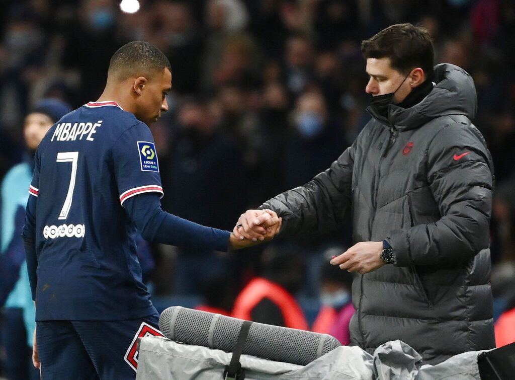 Kylian Mbappé er tvivlsom til det afgørende Champions League-opgør imod Real Madrid onsdag.