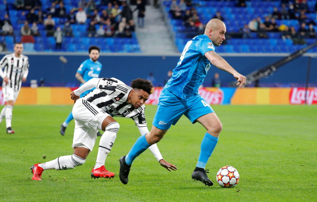 Yaroslav Rakitskiy har fået ophævet sin kontrakt med russiske Zenit.