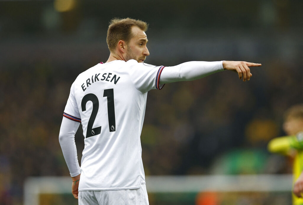 Christian Eriksen var med fra start i Brentfords sejr over Norwich i Premier League.