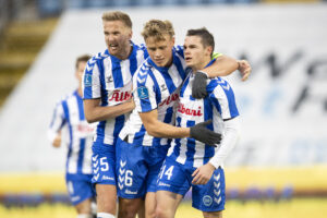 Jens Jakob Thomasen og tre øvrige spillere forlader OB når sæsonen i Superligaen er slut.