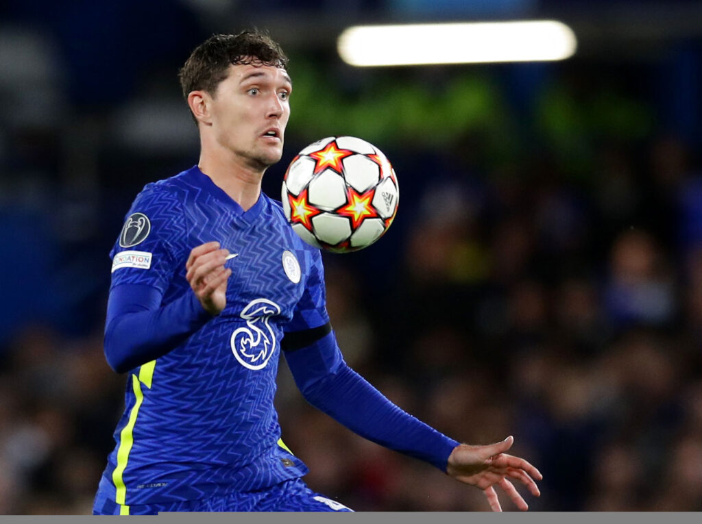 Andreas Christensen mener, der skal sættes en defensiv prop i Chelsea