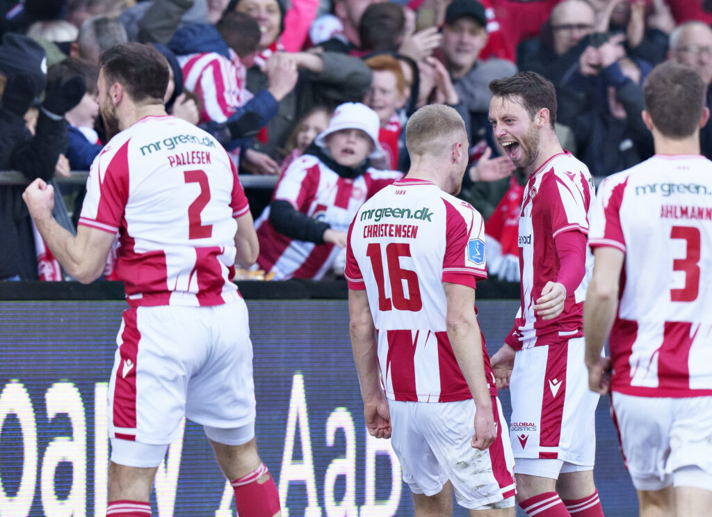 Louka Prip ligger siden om side med Mikael Uhre på topscorerlisten i Superligaen.