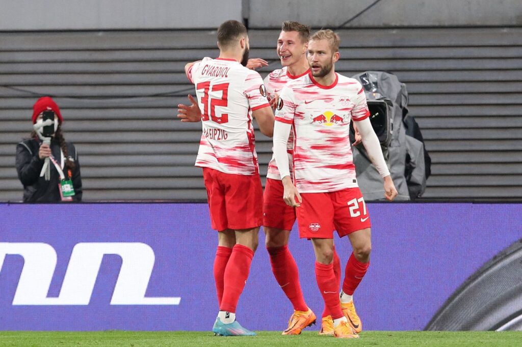 Leipzig fejrer udligningen til 1-1 mod Atalanta.