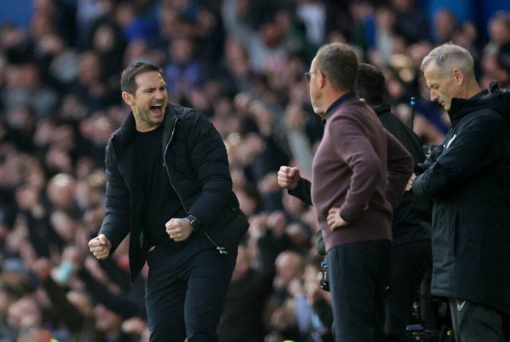 Frank Lampard jubler foran Ralf Rangnick