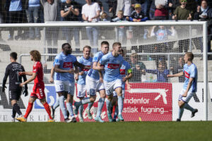 Emil Berggreen raser over annulleret mål mod AGF i Superligaen.