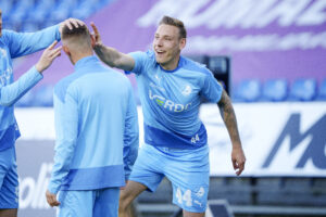 Randers FC driller FCK med dårlig bane i Parken.