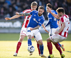 Emil Nielsen binder sig til Lyngby BK