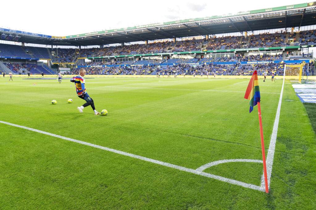 Brøndby Stadion er for andet år i træk blev kåret som den bedste bane i Superligaen