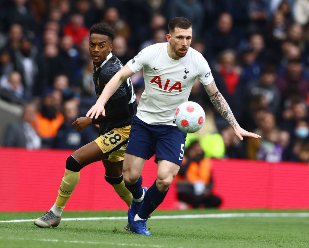 Pierre-Emile Højbjerg, Premier League, Manchester City, Tottenham, Fernandinho.