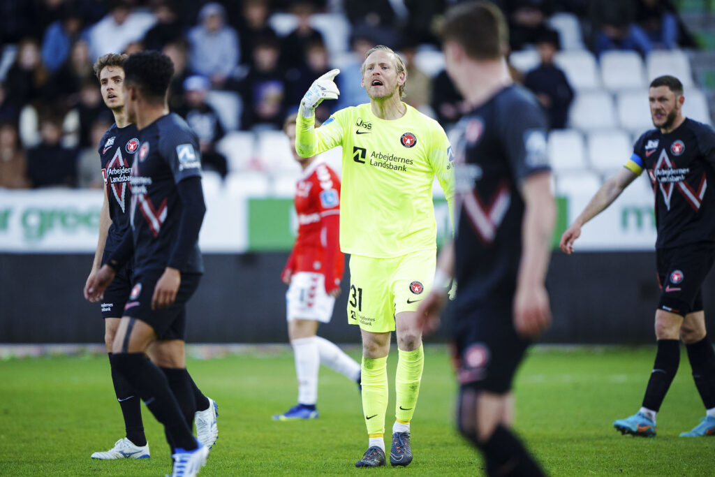 David Ousted håber at lukke pokalsemifinalen mod Vejle hurtigt