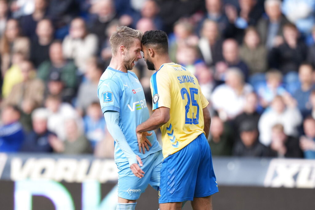 Brøndbys Anis Slimane siger til Børndbys fans, at det gør mindst lige så ondt på spillerne som på fansene.