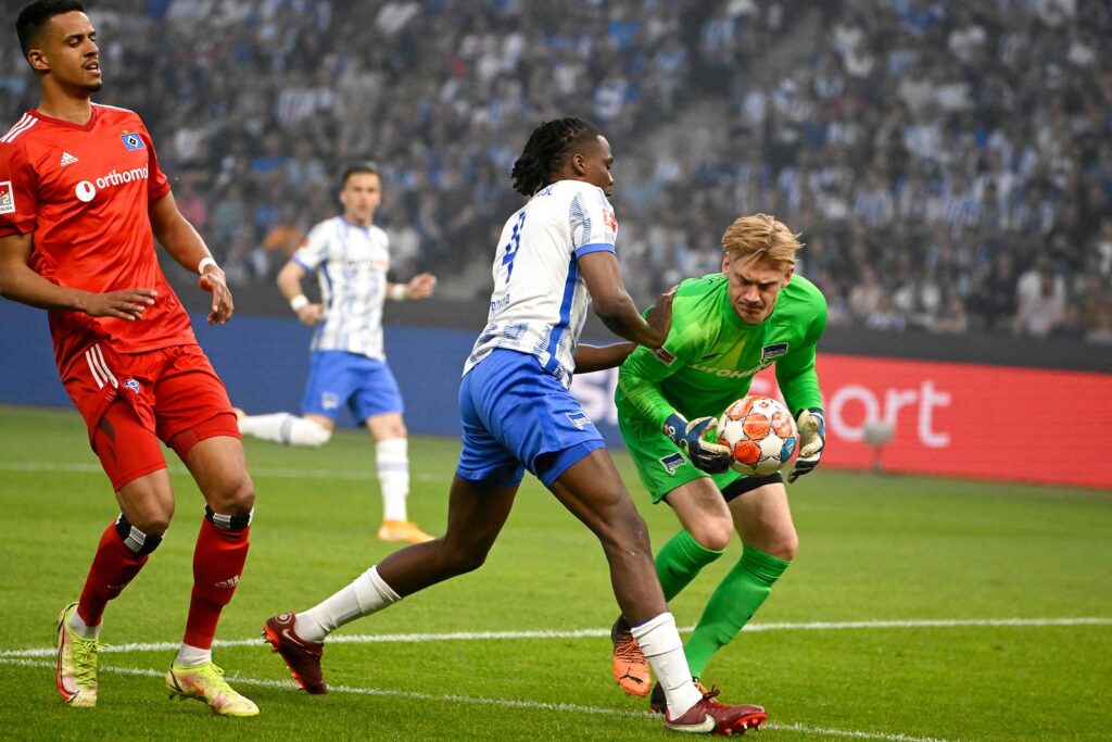 Oliver Christensen debut Bundesliga Hertha Berlin HSV