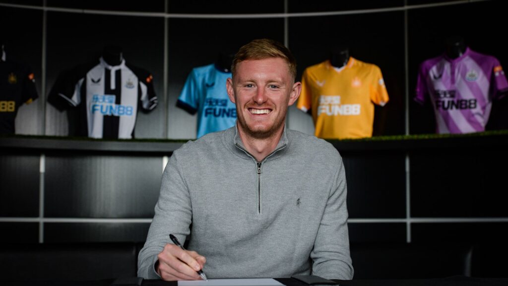 Sean Longstaff