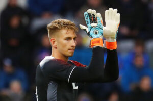 Frederik Schram skifter til Valur fra Lyngby