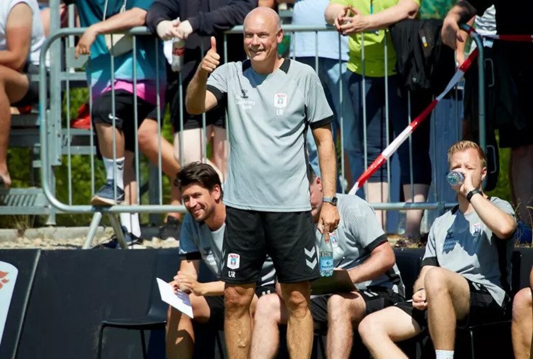 Uwe Rösler er godt tilfreds med AGF-holdets forfatning efter første træningskamp.