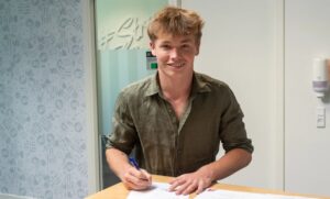 Mikkel Øberg skifter til OB