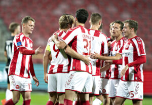 Kasper Kusk har et halvt år tilbage af kontrakten med AaB