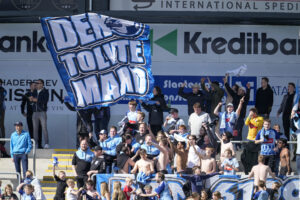 Sønderjyske hillerød målmand brøler fejl