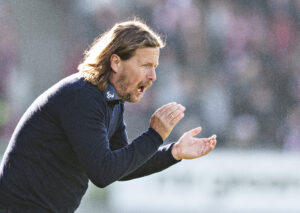 Bo Henriksen har taktikken klar mod AEK Larnaca