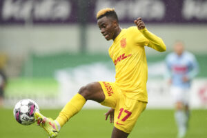 Simon Adingra debut Belgien