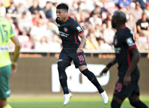 Evander er på blokken i Ajax