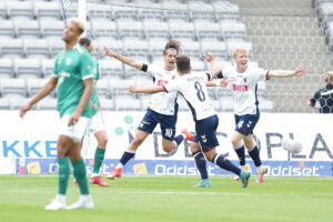 Sigurd Haugen scorede sit første mål for AGF efter ni minutter på Ceres Park mod Viborg