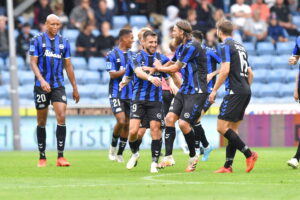 OB var kyniske i første halvleg mod Randers og førte 2-0 ved pausen