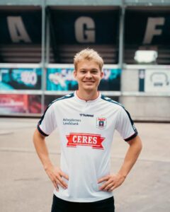 Mads Emil Madsen skifter til AGF