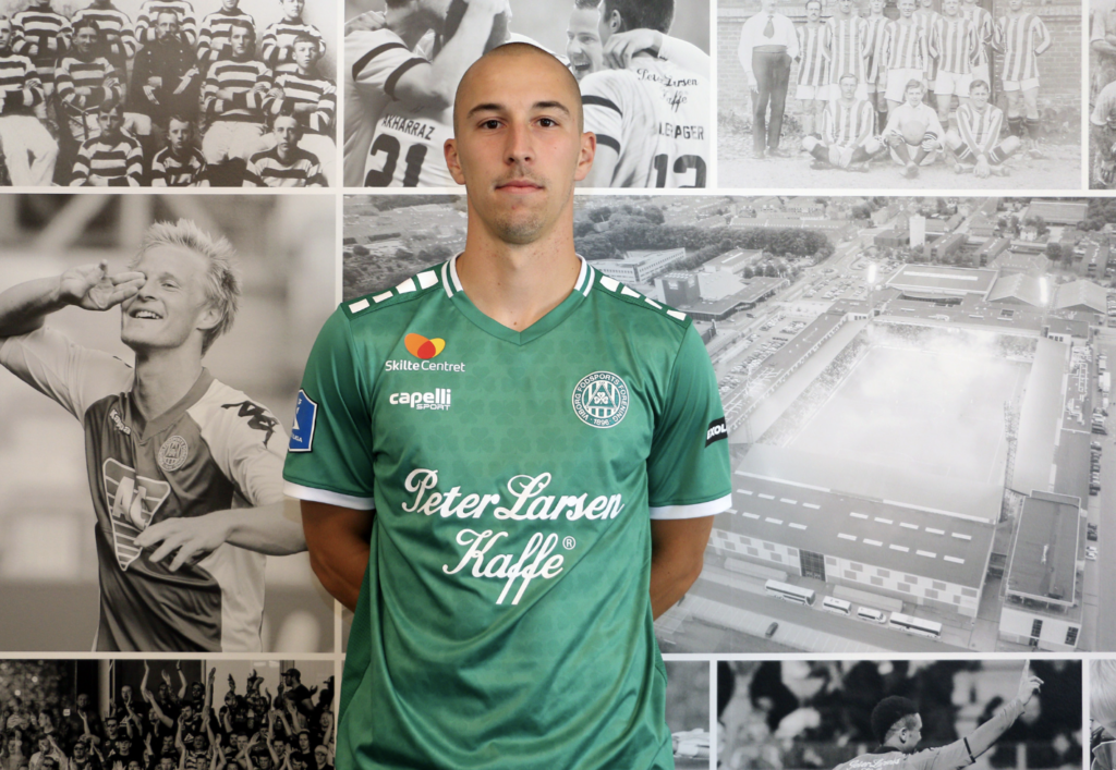 Viborg FF henter ny forsvarsspiller til klubben