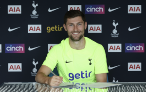 Ben Davies forlænger med Tottenham