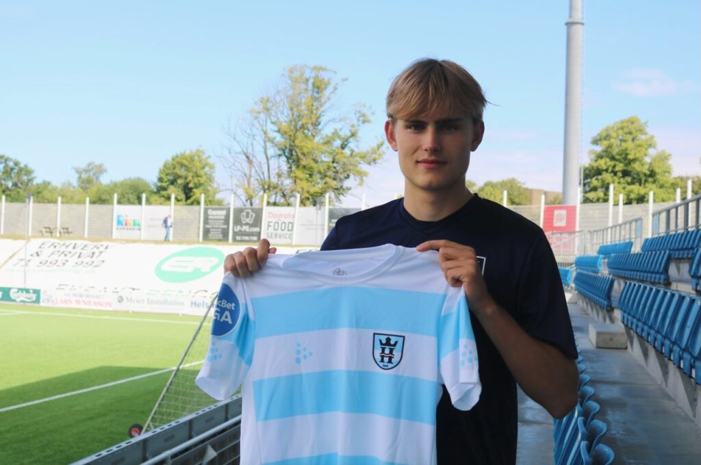 Jakob Vadstrup Larsen FC Helsingør