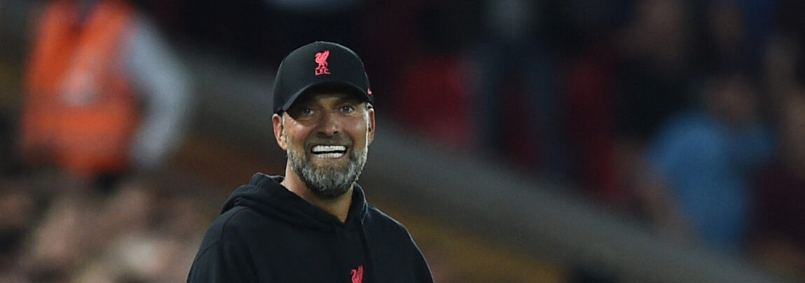 Liverpools manager Jürgen Klopp har fået en kæmpe bøde efter sit vredesudbrud mod dommeren mod Manchester City i Premier League.