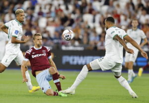 Tomas Soucek roste Viborg efter Conference League-kampen i London