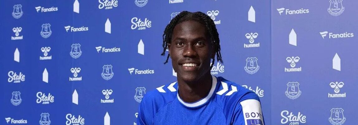 Amadou Onana skifter til Everton