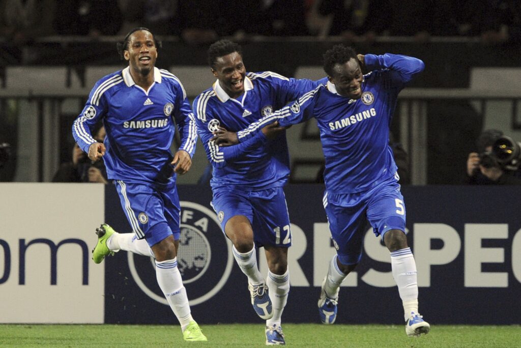 Obi Mikel Chelsea stopper karrieren