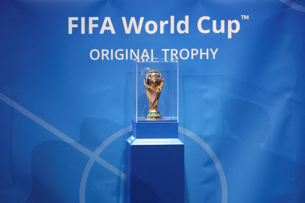 World Cup Trophy. Se VM TV-guide her.