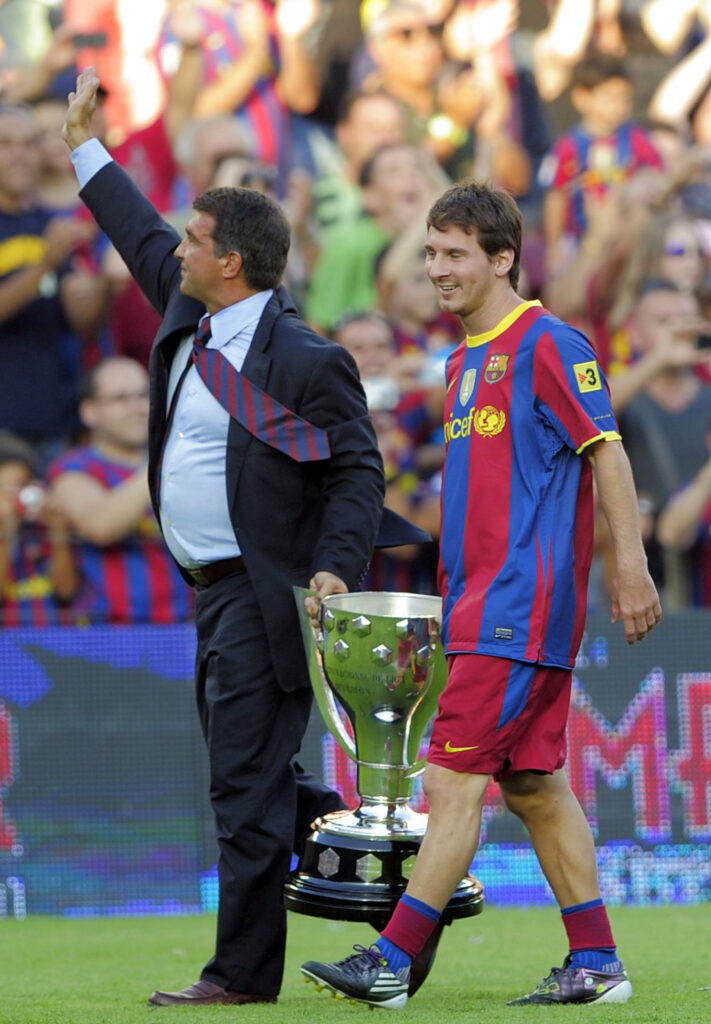 Lionel Messi skulle angiveligt have ignoreret opkald fra FC Barcelonas præsident Joan Laporta.