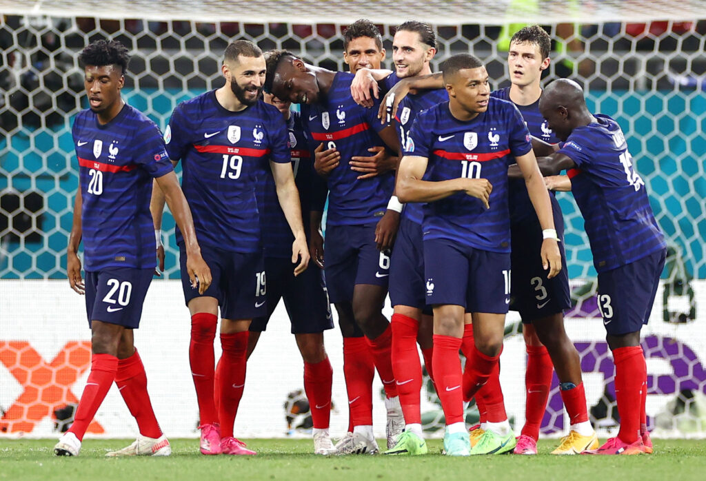 Paul Pogba bliver ikke en del af Frankrigs VM-trup.