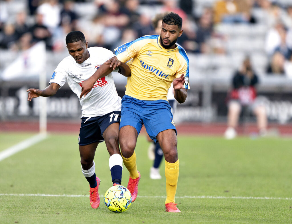 Startopstillinger i kampen mellem AGF og brøndby