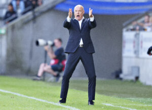 AGFs cheftræner Uwe Rösler sætter ord på klubbens chancer for at ende i top seks i Superligaen.