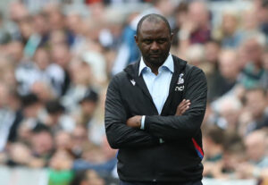 Crystal Palace-manager Patrick Vieira, mener ikke at sorte får samme muligheder for at få topstillinger på ledelsesniveau i Premier League og andre top-ligaer i verden. Og det skal der gøres noget ved.