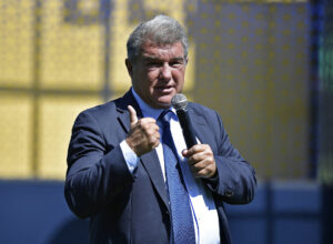 Joan Laporta takker alle medlemmer i FC Barcelona for at have reddet klubben