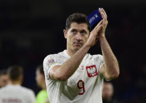 Robert Lewandowski er den helt store stjerne for Polen, når mandskabet drager til VM 2022 i Qatar. Se Polen VM trup her.