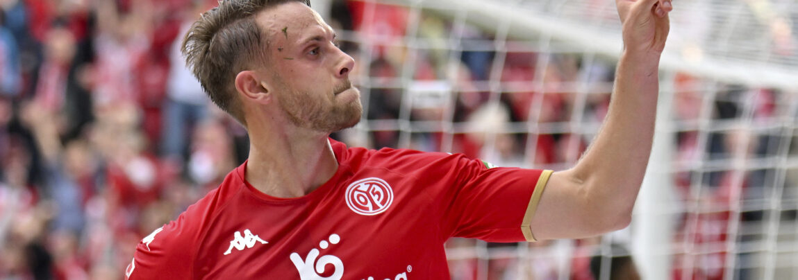 Marcus Ingvartsen scorede tirsdag aften for tredje kamp i streg, da han var med til at sende Mainz videre i DFB Pokal.