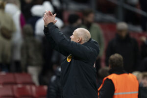 FC Nordsjællands Flemming Pedersen har udtaget truppen, der søndag skal forsøge at tage sejren mod AGF.