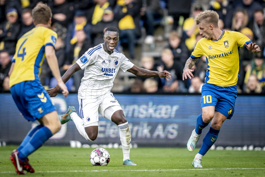 Mohamed Daramy i aktion for F.C. København i Superligaen mod Brøndby IF