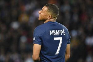 Kylian Mbappé afviser at være interesseret i at komme væk fra Paris Saint-Germain