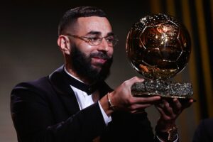 Karim Benzema fra Real Madrid er dettes års vinder af Ballon D'Or.