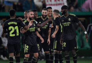 Real MAdrid må undvære Karim Benzema imod Sevilla i LaLiga, da han er skadet.