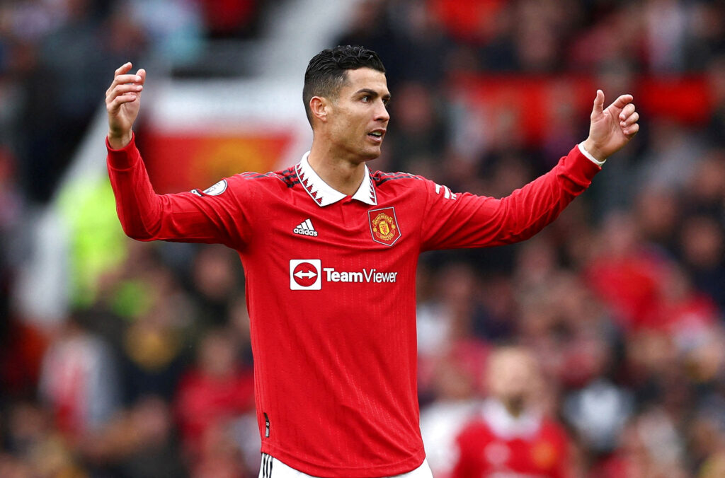 Cristiano Ronaldo i action for Manchester United i kampen mod Newcastle på Old Trafford.